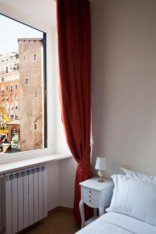 Little Queen Suite image 10