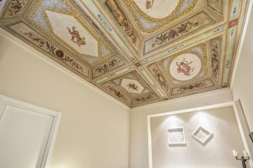 Little Queen Suite image 39