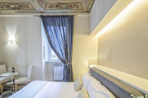 Little Queen Suite image 40