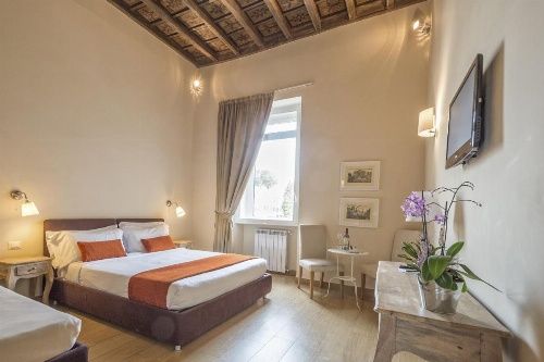 Little Queen Suite image 46